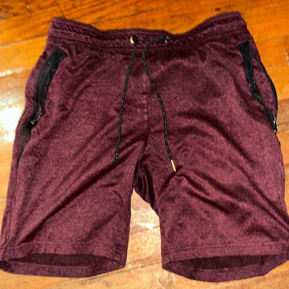 American Eagle, Medium Flex Athletic Shorts.